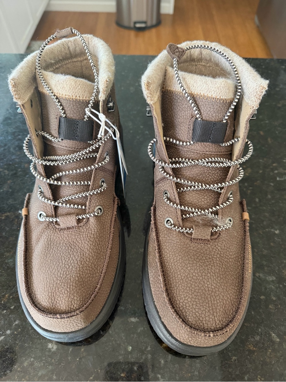 HEYDUDE Bradley Leather Boots Mens Size 10 Brown Water Repellent NEW IN BOX